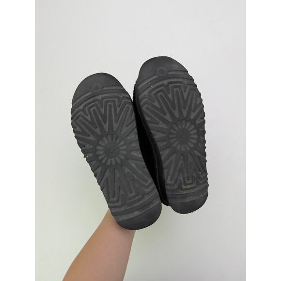 UGG tasman black platform slippers - Picture 2 of 5